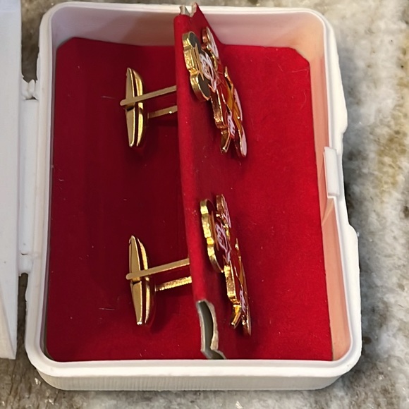 VTG. Mickey Mouse Cuff Links - Picture 3 of 8